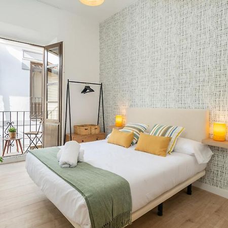 Apartamentos Luna Suites Palacio Dorita Granada Ngoại thất bức ảnh
