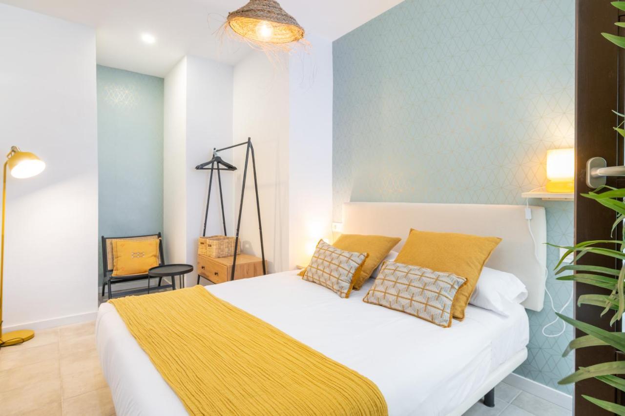 Apartamentos Luna Suites Palacio Dorita Granada Ngoại thất bức ảnh