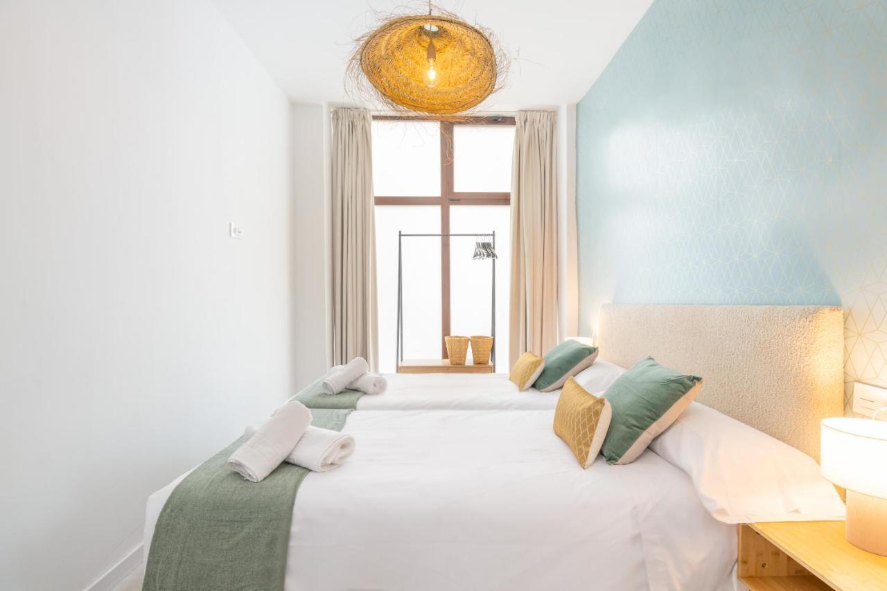 Apartamentos Luna Suites Palacio Dorita Granada Ngoại thất bức ảnh