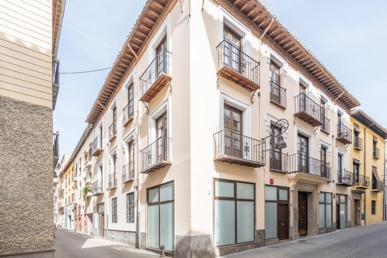 Apartamentos Luna Suites Palacio Dorita Granada Ngoại thất bức ảnh