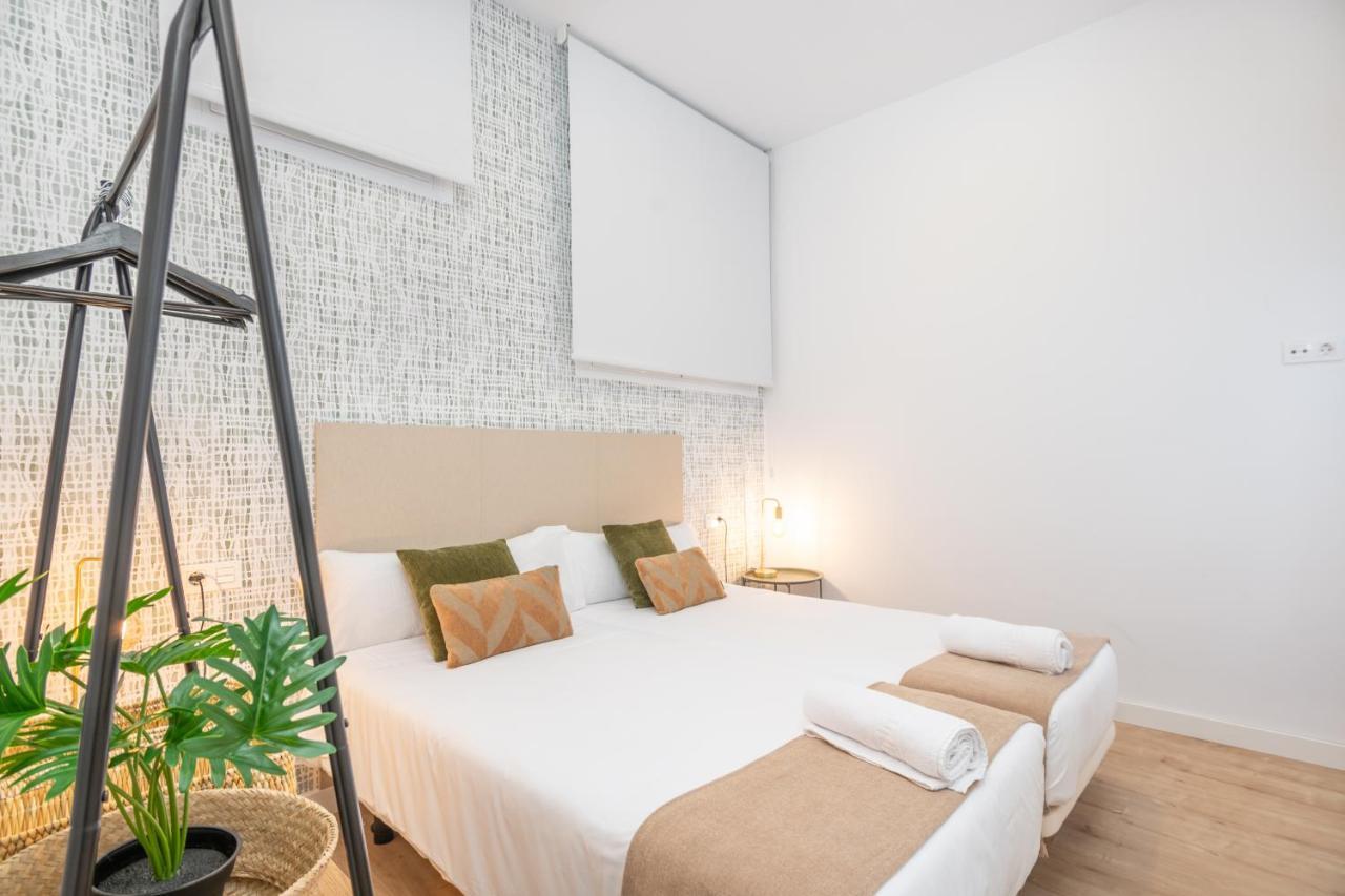 Apartamentos Luna Suites Palacio Dorita Granada Ngoại thất bức ảnh