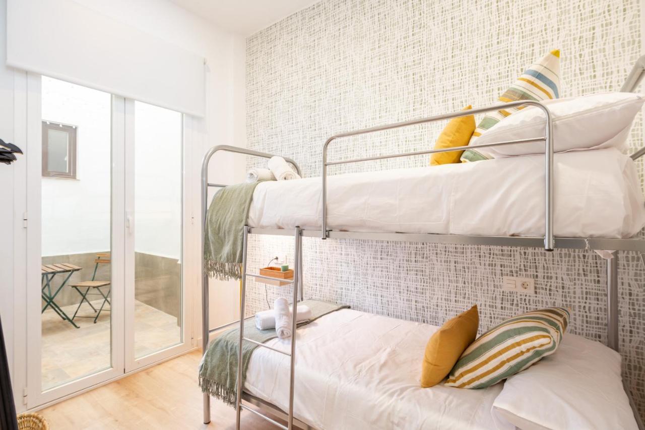 Apartamentos Luna Suites Palacio Dorita Granada Ngoại thất bức ảnh