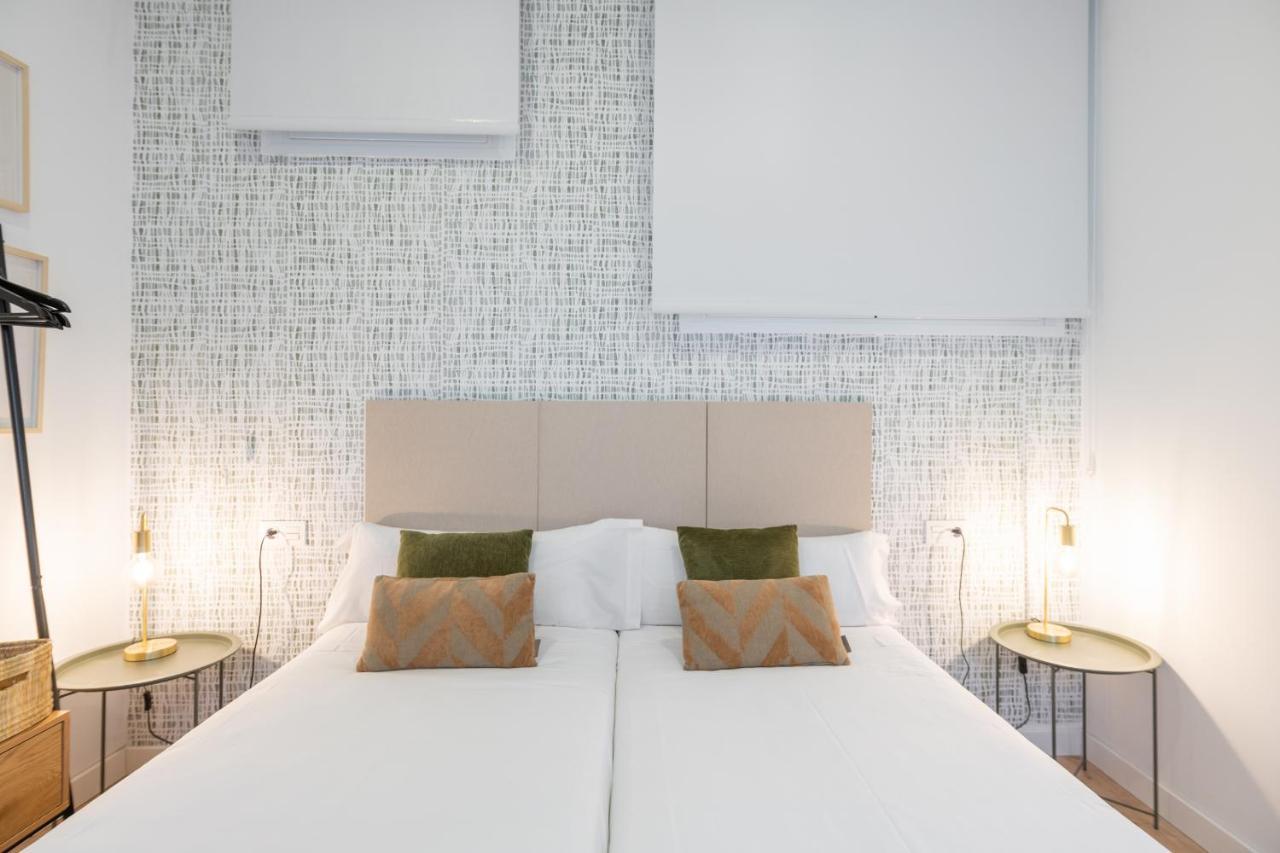 Apartamentos Luna Suites Palacio Dorita Granada Ngoại thất bức ảnh