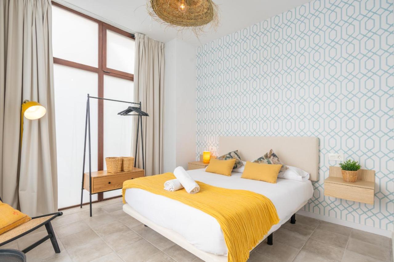 Apartamentos Luna Suites Palacio Dorita Granada Ngoại thất bức ảnh