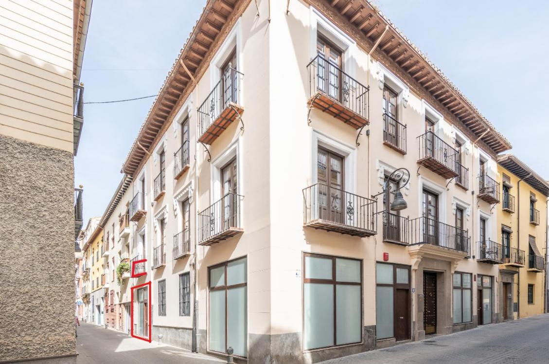 Apartamentos Luna Suites Palacio Dorita Granada Ngoại thất bức ảnh
