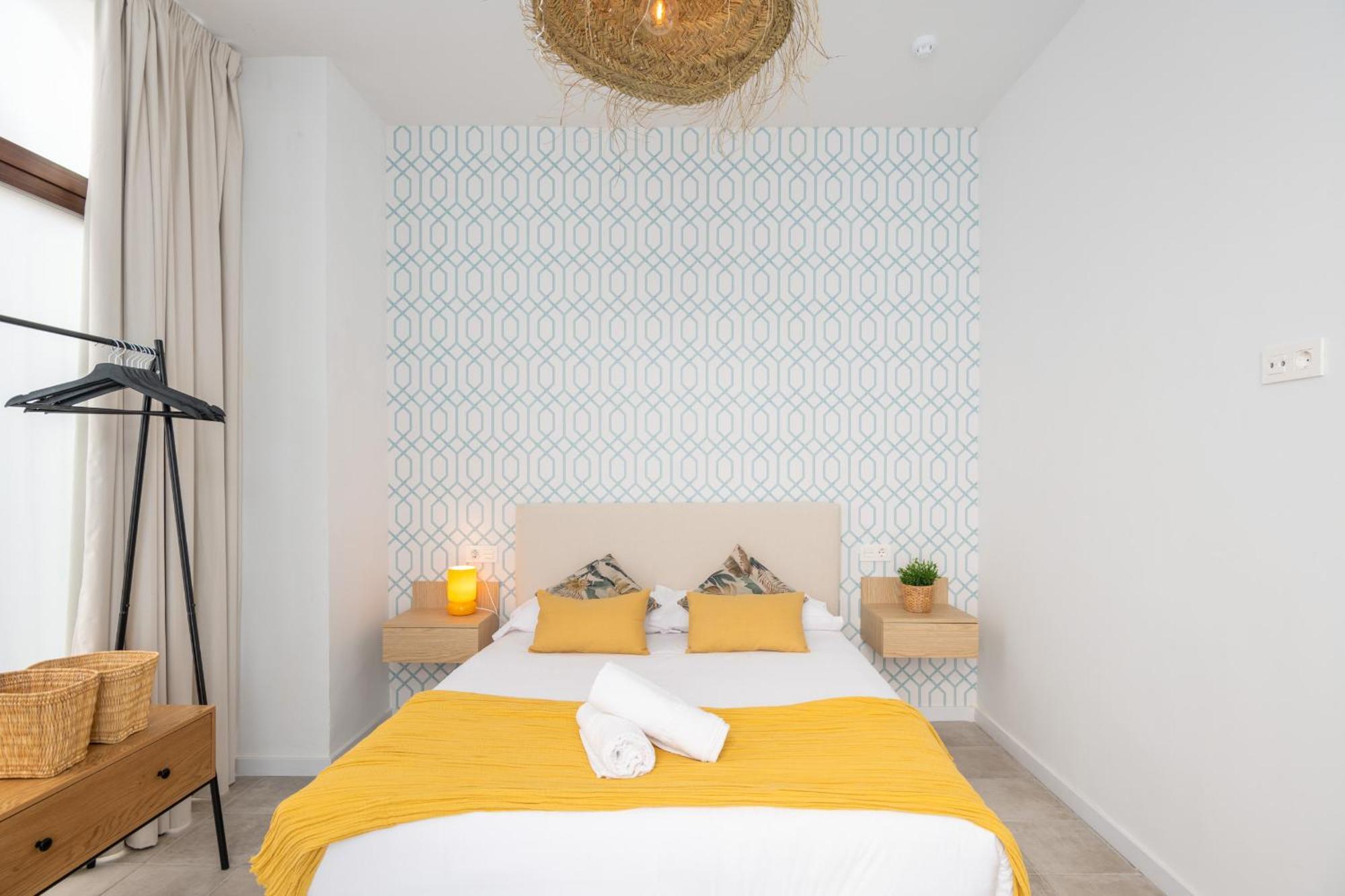Apartamentos Luna Suites Palacio Dorita Granada Ngoại thất bức ảnh